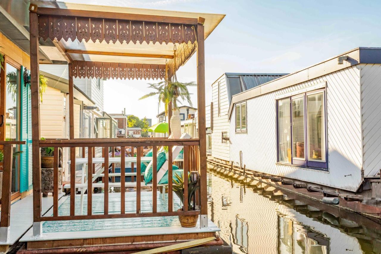 אמסטרדם House Boat Studio With Waterfront Terrace מראה חיצוני תמונה